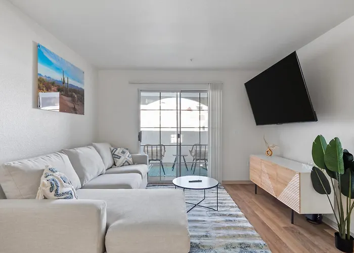 Stylish 1br With Free Parking And Pool *