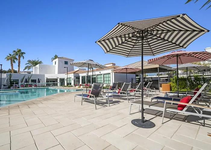 Stylish 1br With Free Parking And Pool Apartamento
